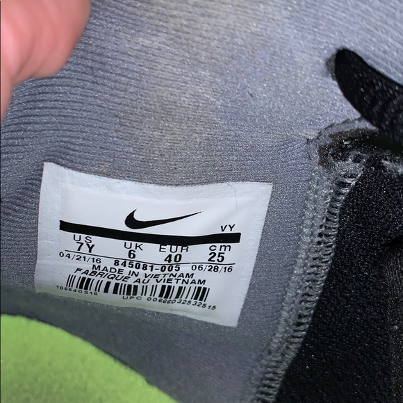 Nike basketball shoes - Picture 6 of 8